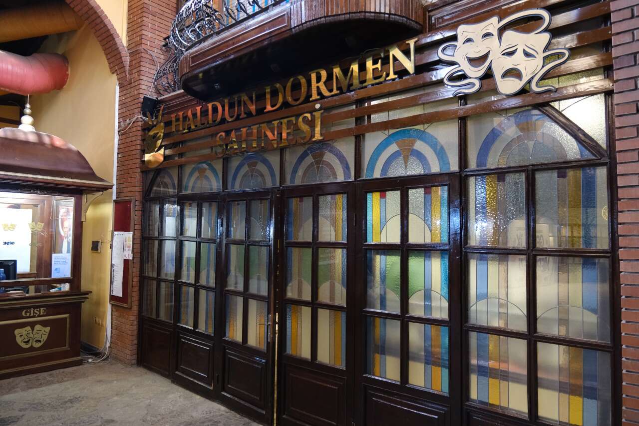 Büyük usta Haldun Dormen'e vefa: Sahnenin adı değişti 6